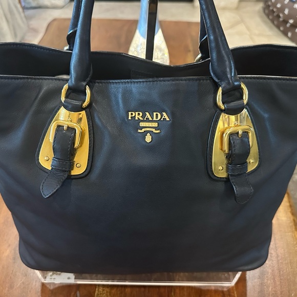 Prada Black Leather Tote Bag - Picture 4 of 16
